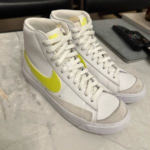 Women’s Nike Blazers Mid 7.5